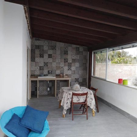Monolocale Indipendente Con Giardino E Parcheggio Privato Villa Porto Cesareo Buitenkant foto