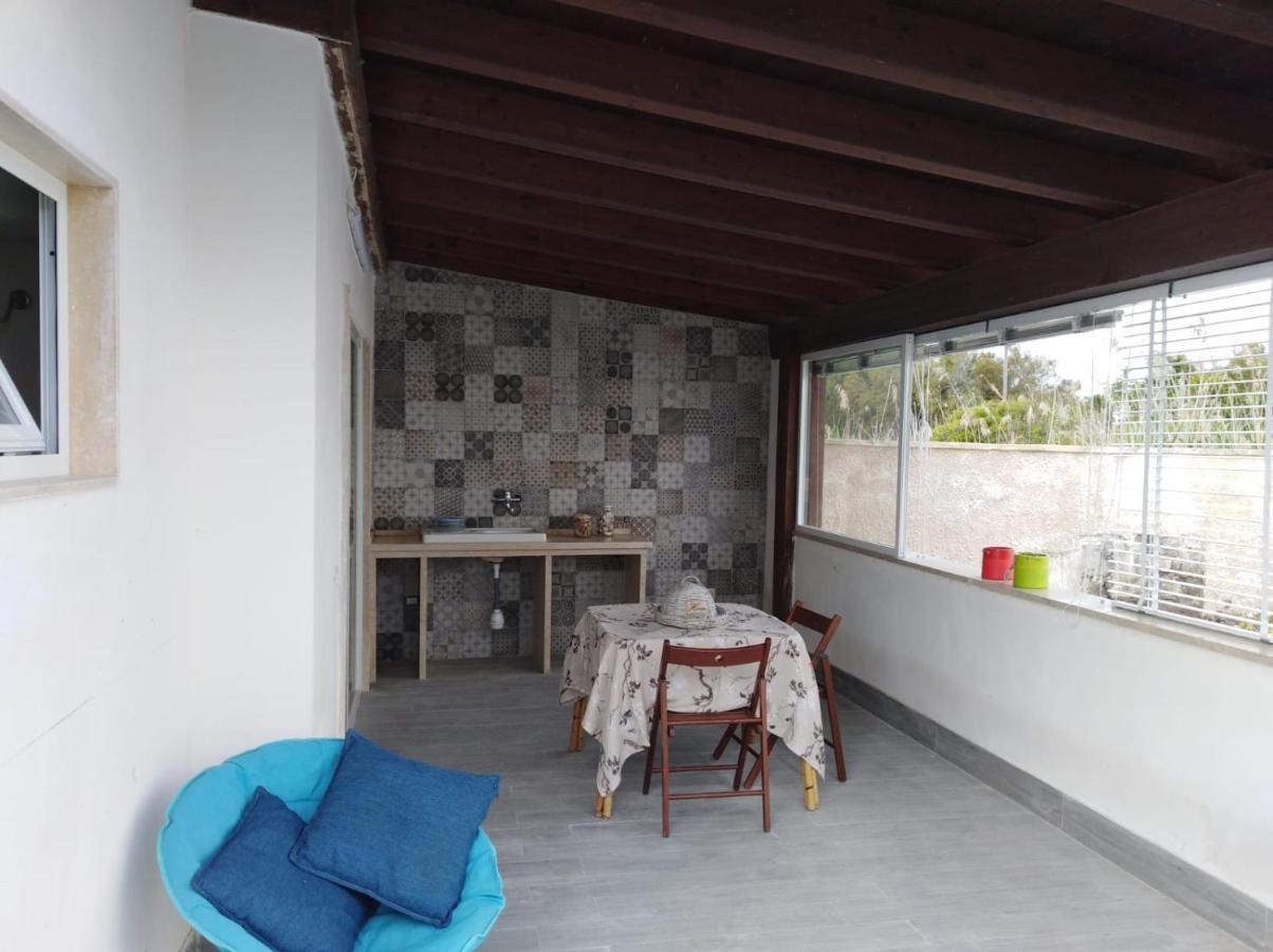 Monolocale Indipendente Con Giardino E Parcheggio Privato Villa Porto Cesareo Buitenkant foto